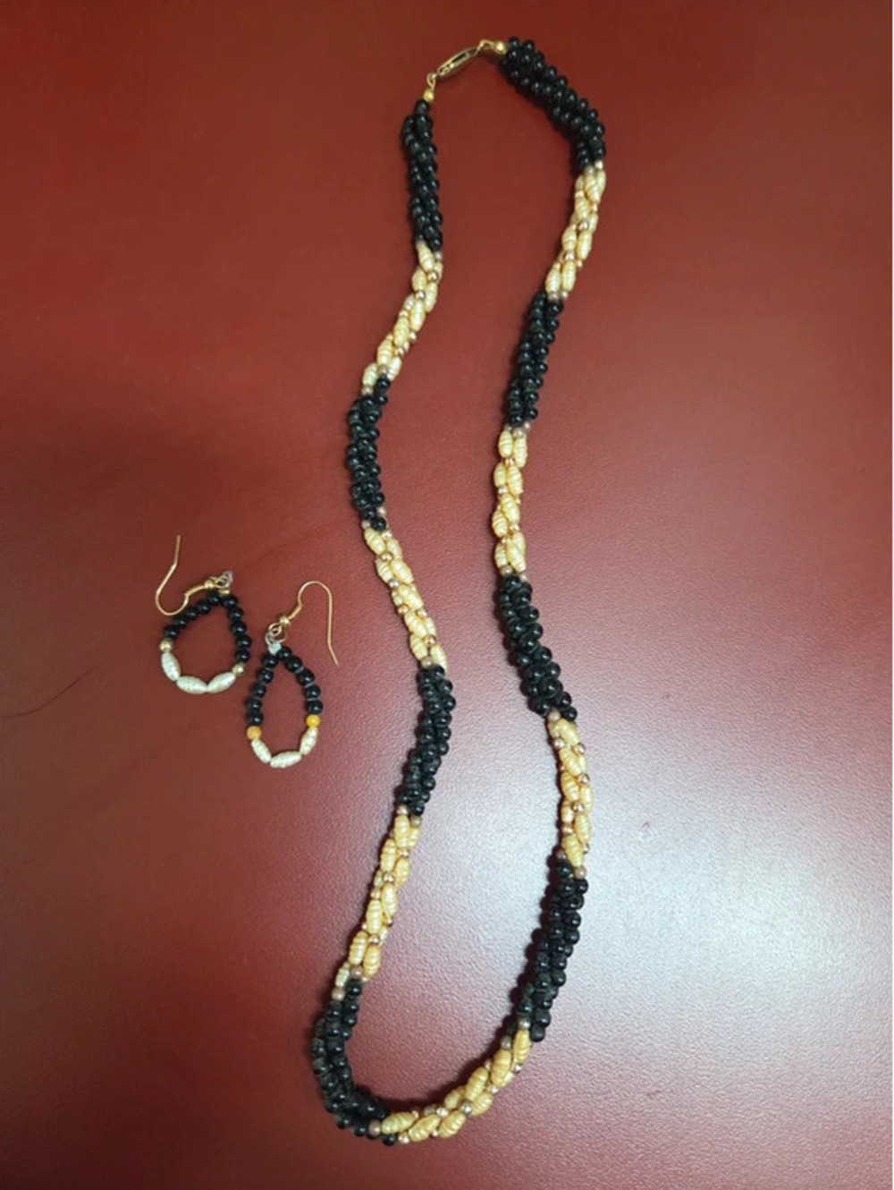 Vintage multi-strand twisted necklace